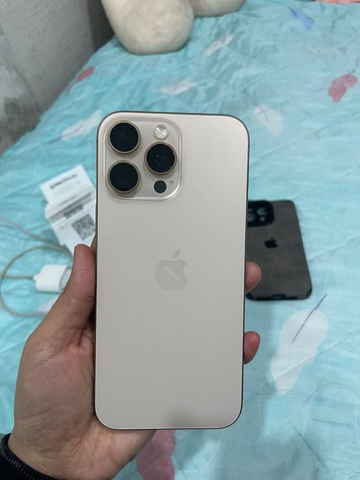 Продам айфон 16 про мах