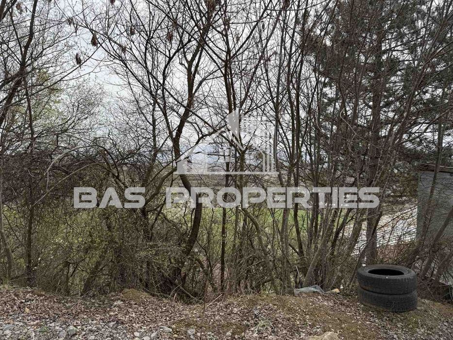 Парцел в София-гр.Нови Искър площ 1000