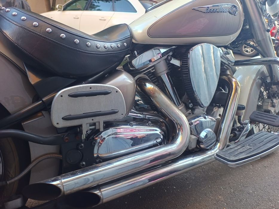 Yamaha XV1600 Road Star Silverado