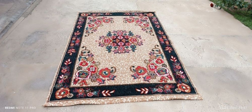 Гилам - палас в отличном состоянии