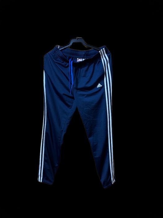 Adidas анцуг комплект (горнище + долнище)