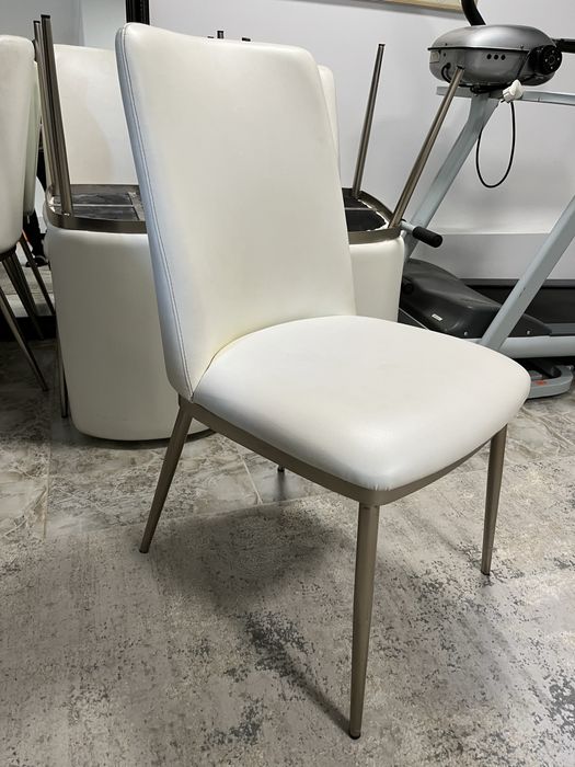 Продаются стулья б/у