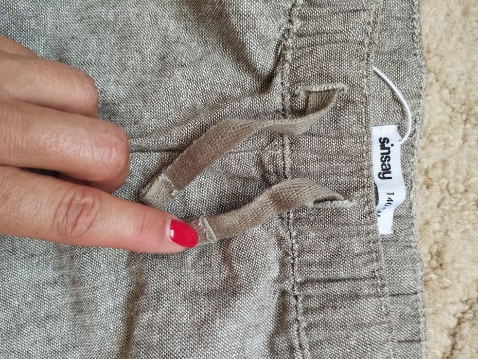 Set de trei perechi de pantaloni pentru băieți/10 ani