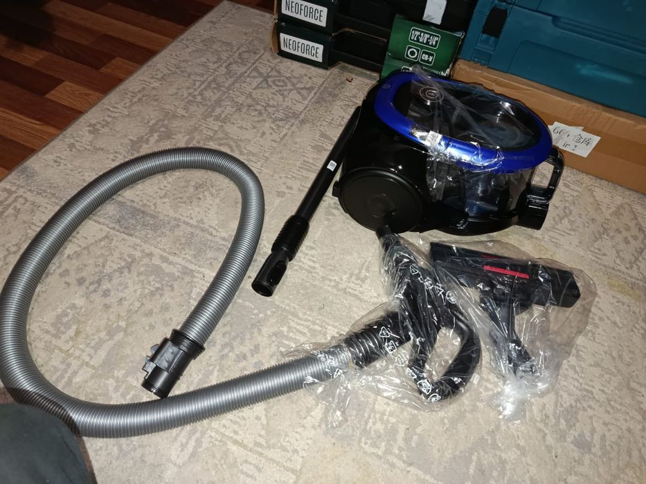 Продам новый пылесос