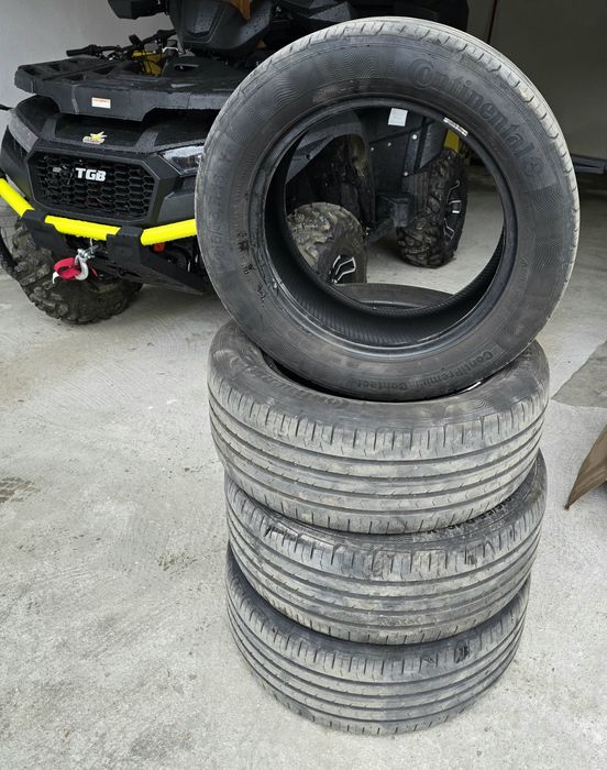 Продавам комплект летни гуми Continental PremiumContact 5
Размер: 215/55 R16 93V