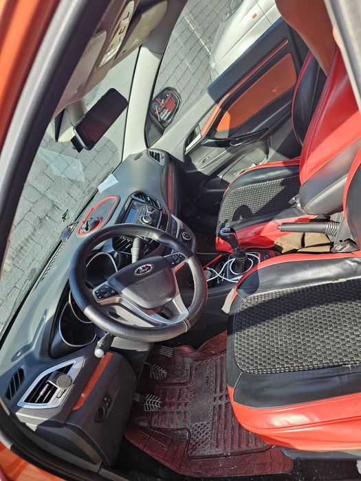 Lada Vesta cross 1.6 mehanika