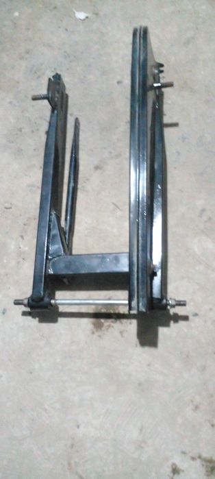 Маятник задний на скутер.