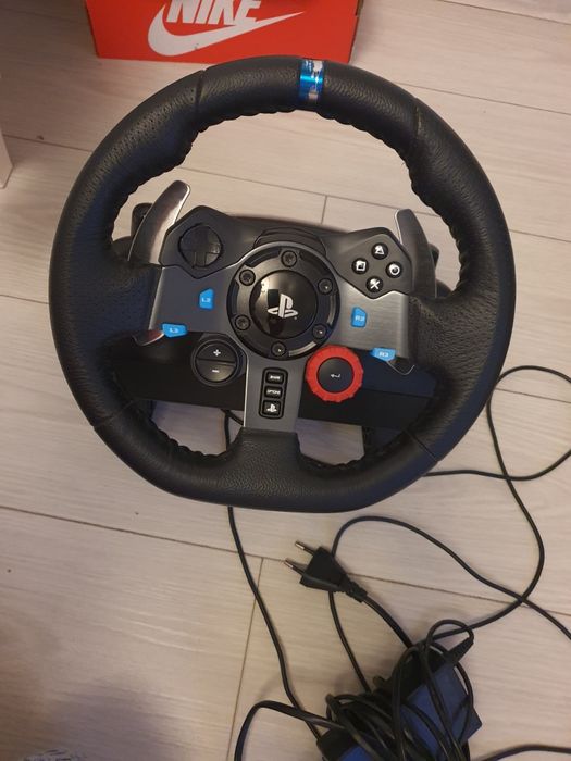 Logitech g29  за PS5,PS4
