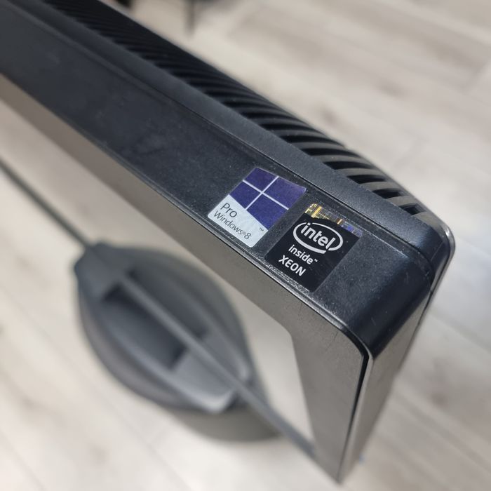 Amanet F28: Unitatel All in One HP Z1