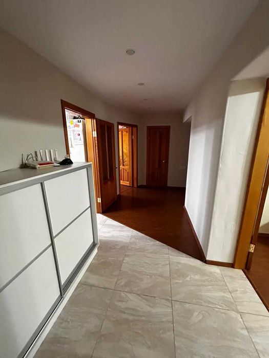 продам 3 ком квартира РН 20 мкр