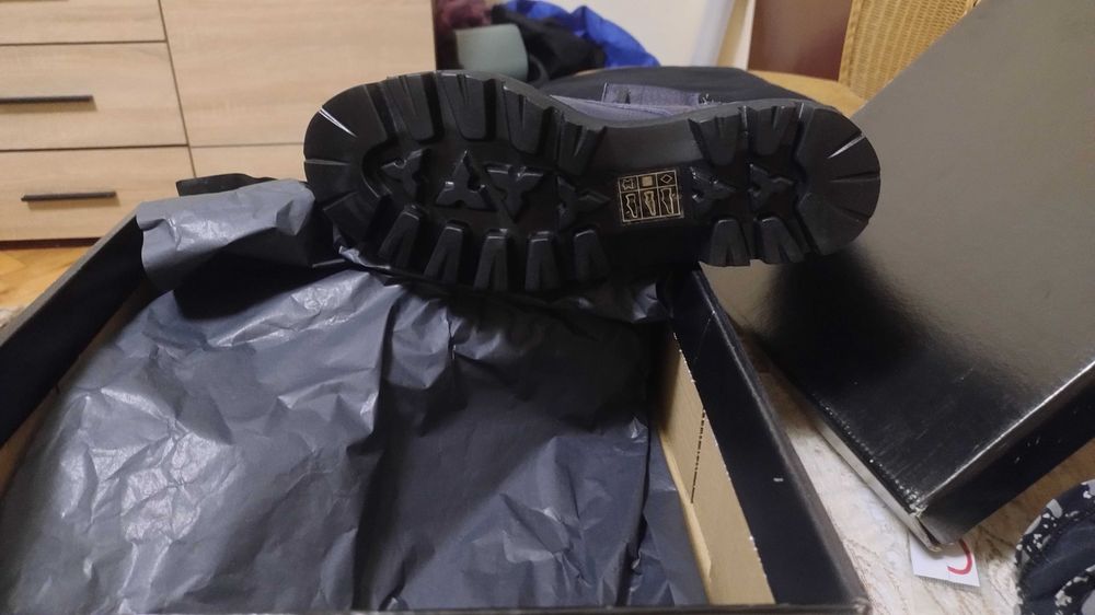 Боти 37 и 38 номер