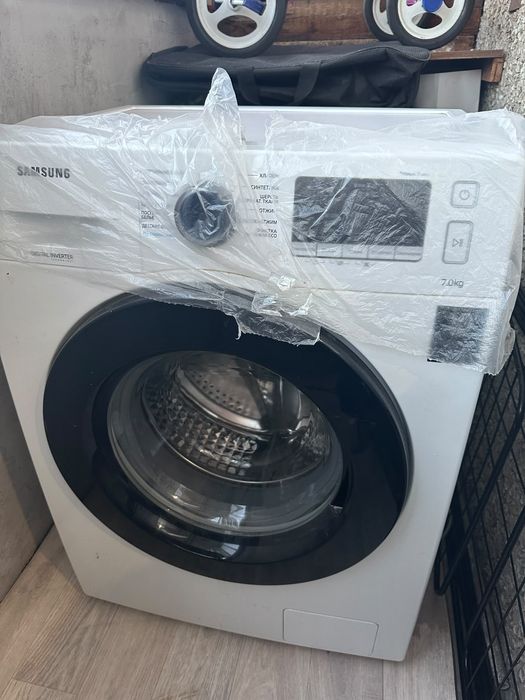 Продам стиральную машину