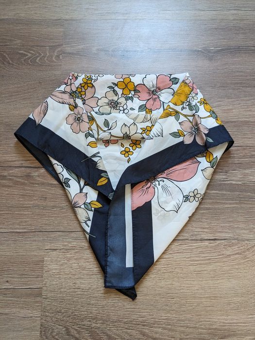 Полиестерни шалове