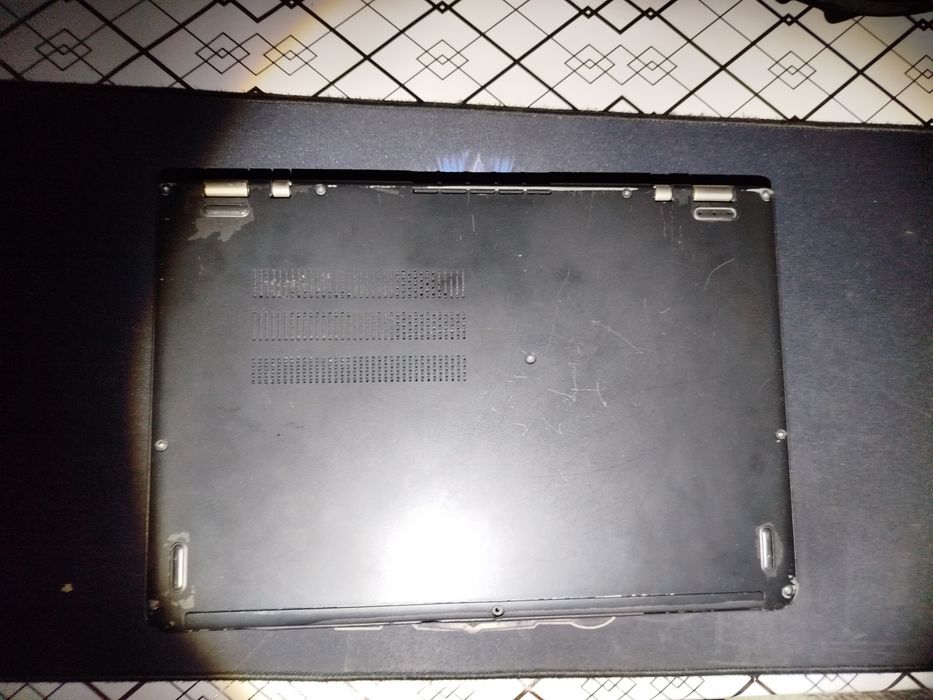 Lenovo yoga 12 .