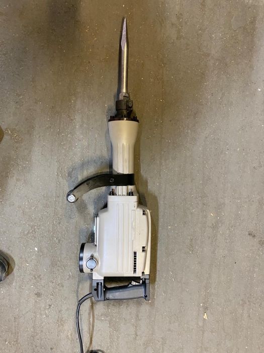 Отбойный молоток. Отбойник перфоратор