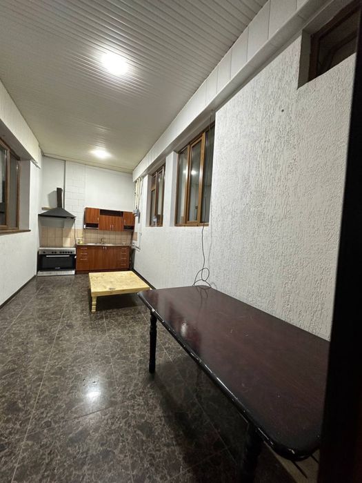 Дом в Аренду 212 кв.м.