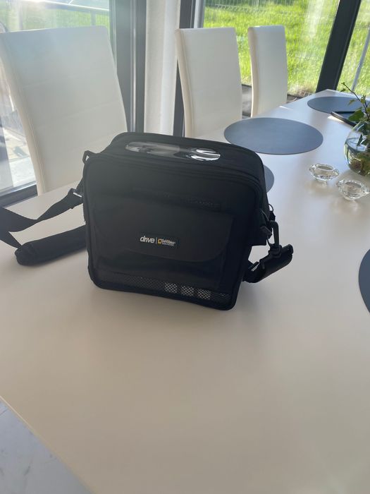 Concentrator de oxigen portabil Drive DeVilbiss i Go2