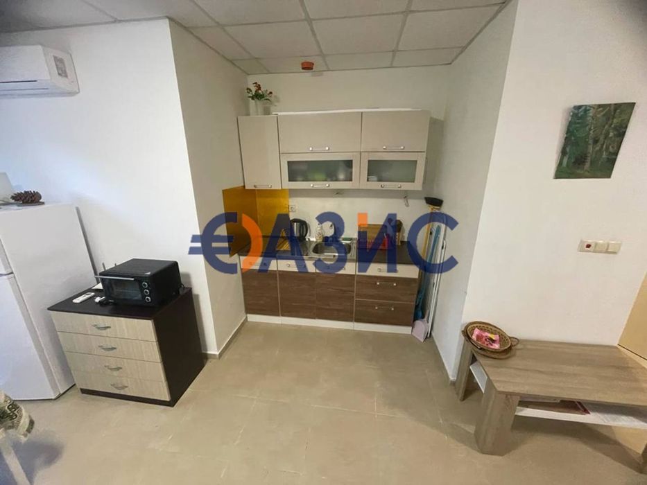 Продава се Едностаен апартамент в к.к. Слънчев бряг - 53 кв.м за 753 €/кв.м - Снимка #6
