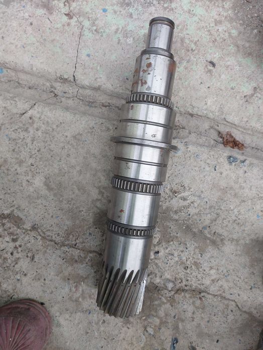Вал КПП  ZF 16S 151.