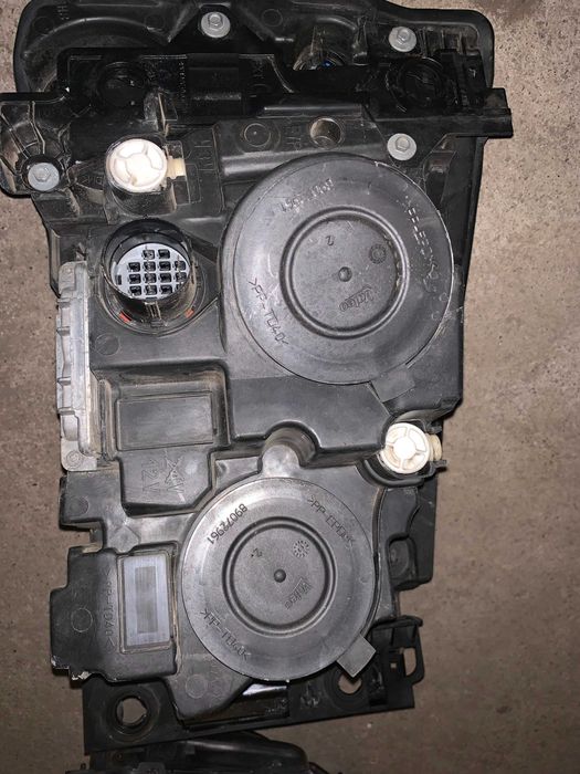 Faruri Land Rover Discovery 4