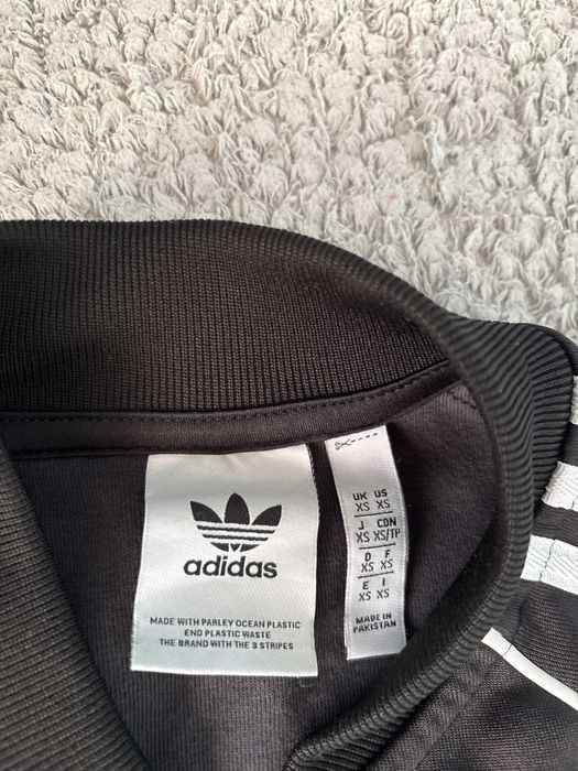 Adidas горница-черна