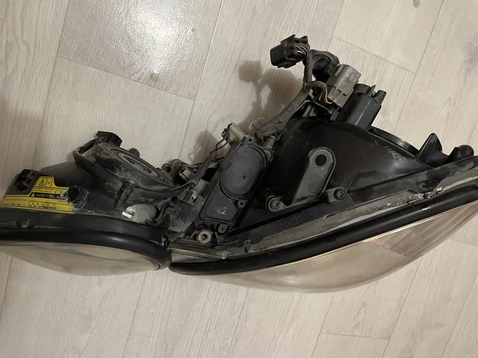 Фара аристо/лексус