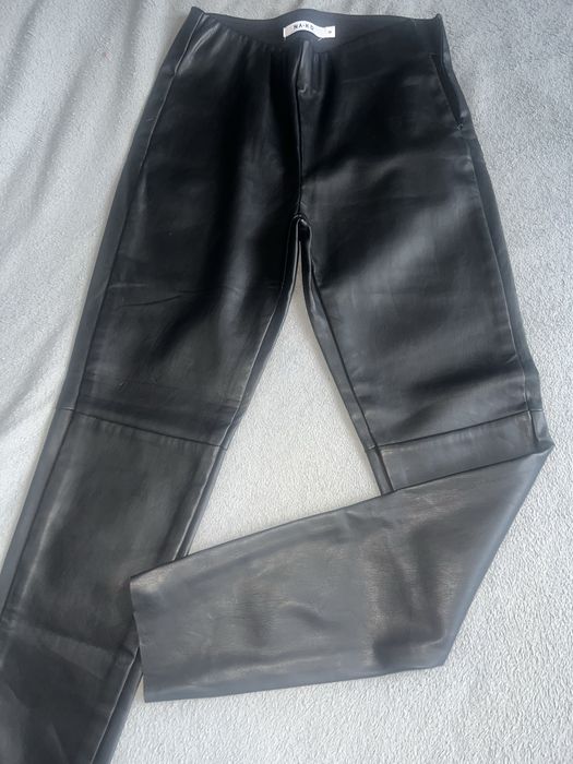 pulovere pantaloni de sezon orice produs 50 lei noi