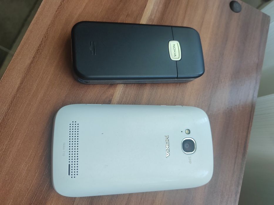 Telefoane vechi, 35 lei