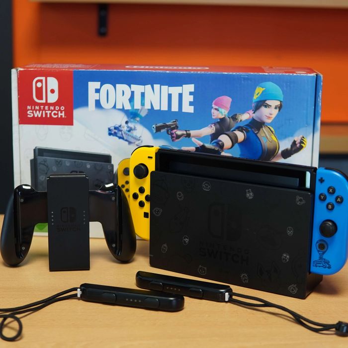 Nintendo Switch Fortnite Wildcat Edition, HAC-001