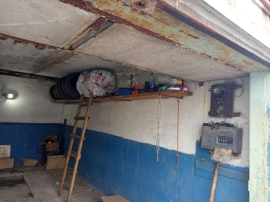 Продам гараж за жд вокзалом