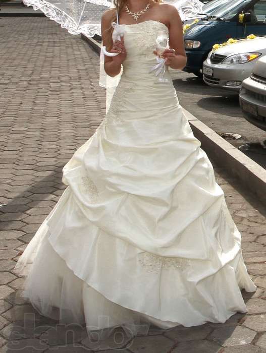 Продам великолепное свадебное платье