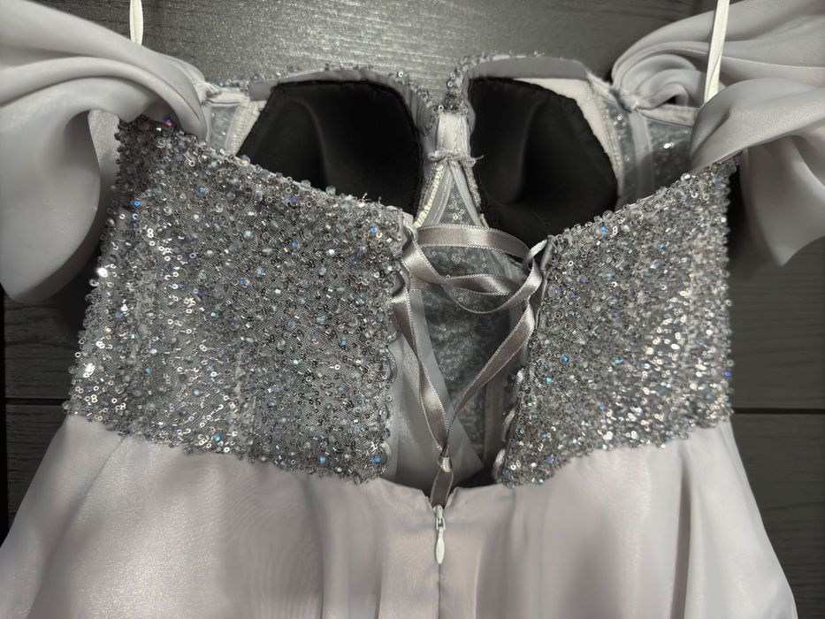 Официална рокля размер 40-42