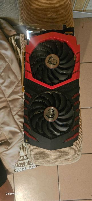 Видео карта Radeon rx480 8GB 256 bita