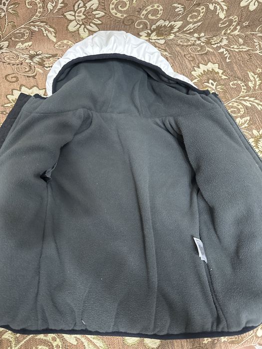 Продам зимнюю куртку