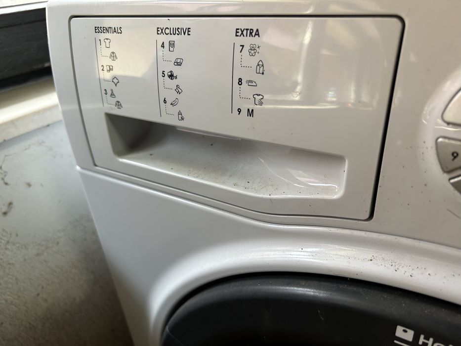 Сушилня за дрехи Hotpoint Ariston TCD