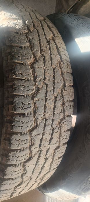 Резина 225/75/16