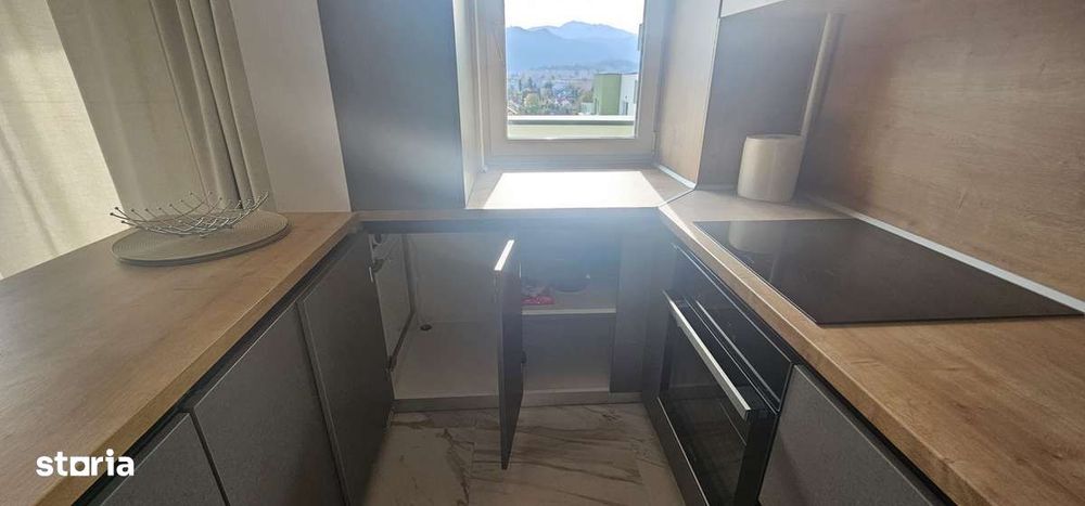 De închiriat apartament 3 camere Top City, Brașov
