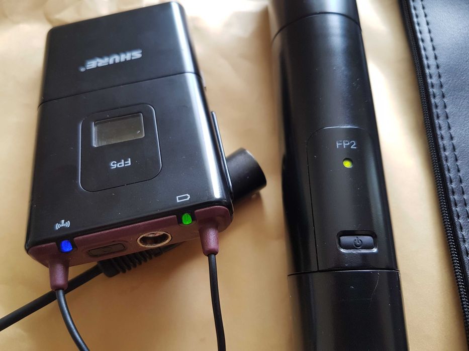 НОВА ЦЕНА Репортерски микрофон SHURE FP2 с приемник FP5