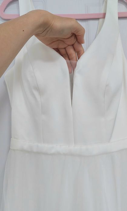 Бяла официална рокля сатен и тюл – носена веднъж