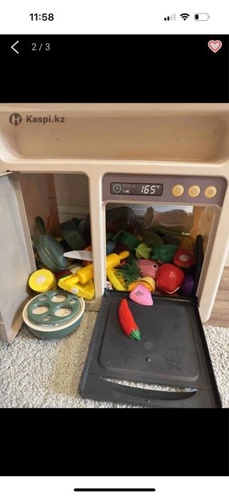 Кухня детская бежевая