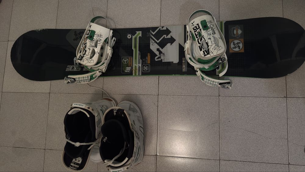 Snowboard W32 + обувки + автомати КОМПЛЕКТ!!!