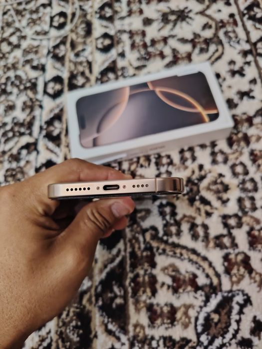 iphon 16 pro max sotiladi