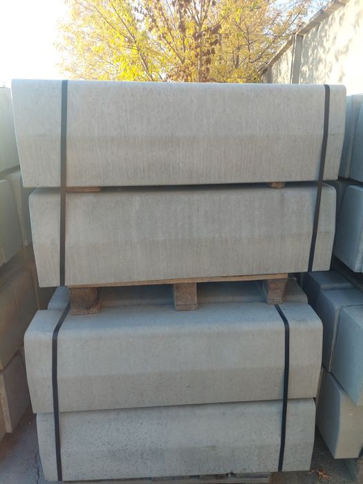 Бордюр магистральный