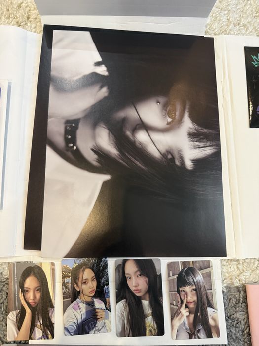 Album k-pop NewJeans Hyein version cd box