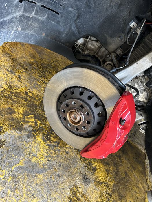 Rectificare profesionala discuri de frana la masina!Atelier strugarie!