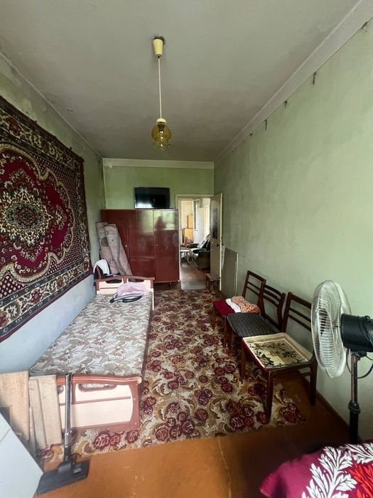 Чиланзар 13 квартал Фархадский базар 2х комнатная квартира