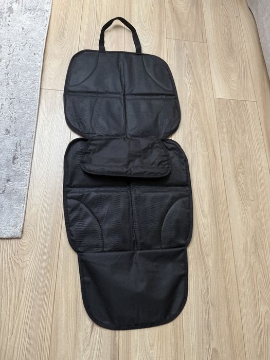 Протектор седалка на кола за детско столче