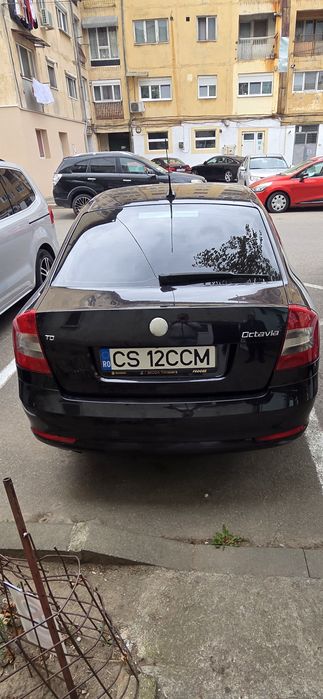 Vând masina Skoda Octvia