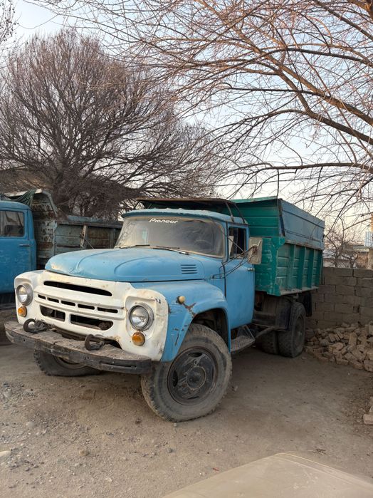 Зил самосвал яхши холатда