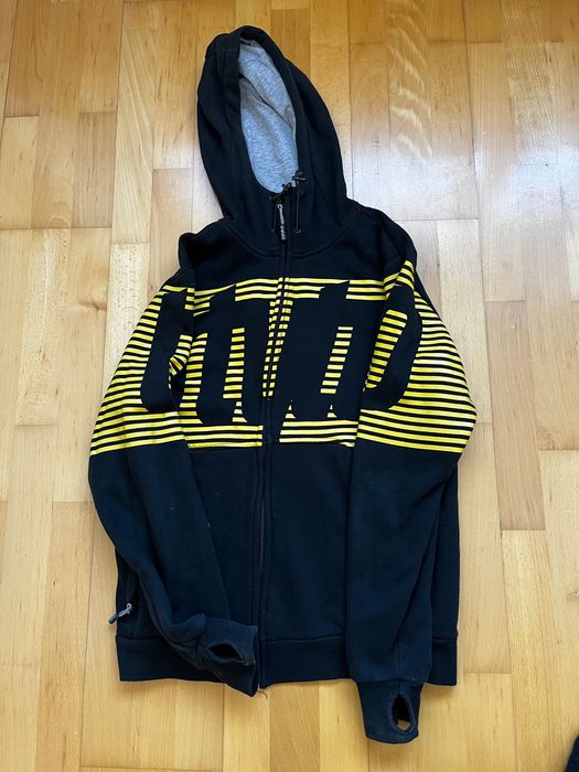 Hanorac bluza thirtytwo placa snowboard burton skateboard streetwear